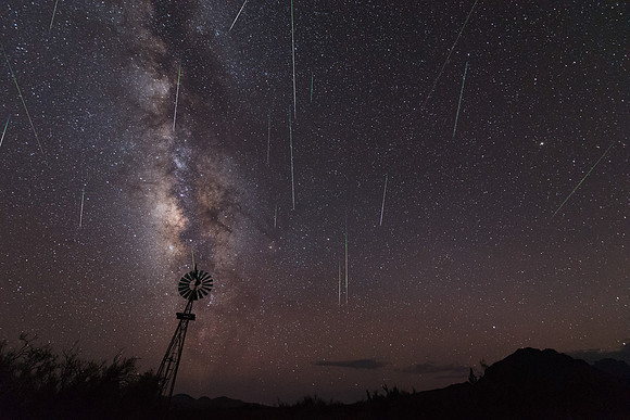 Dugout Wells Perseids meteor shower