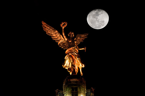 The Angel and the moon