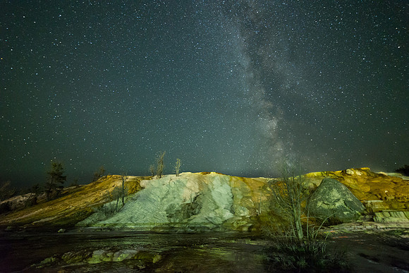 06-Mammoth springs